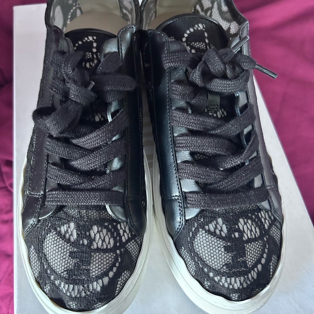 Chloe Black Lace Sneakers